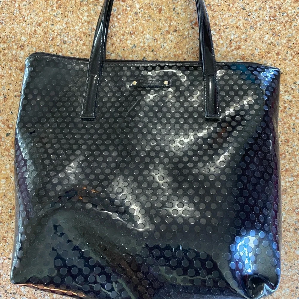 kate spade purse🖤 - Picture 1 of 3